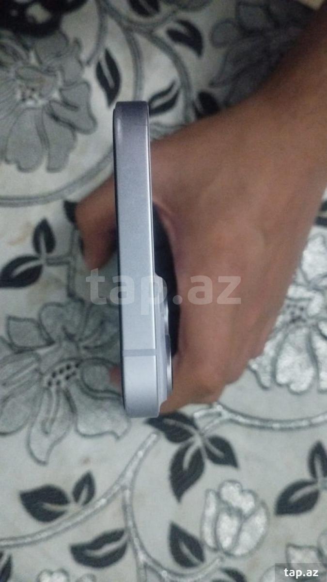 Apple iPhone 14 Plus Starlight 128GB/4GB (2)