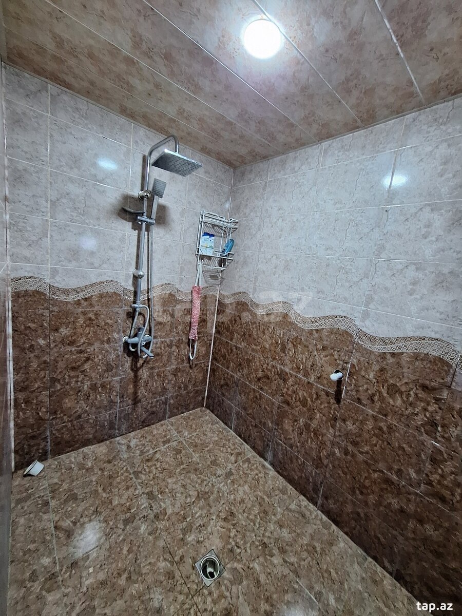 Həyət evi, Hökməli qəs. (12)