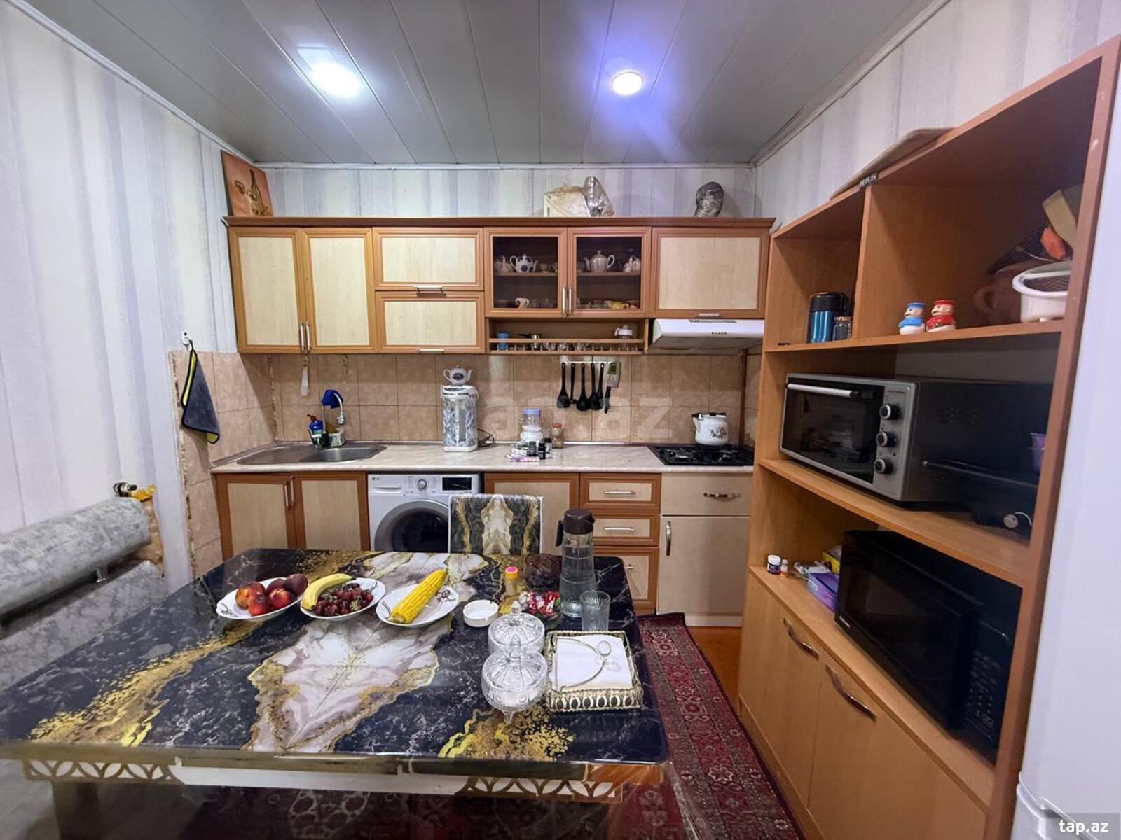 Həyət evi, Biləcəri qəs. (30)