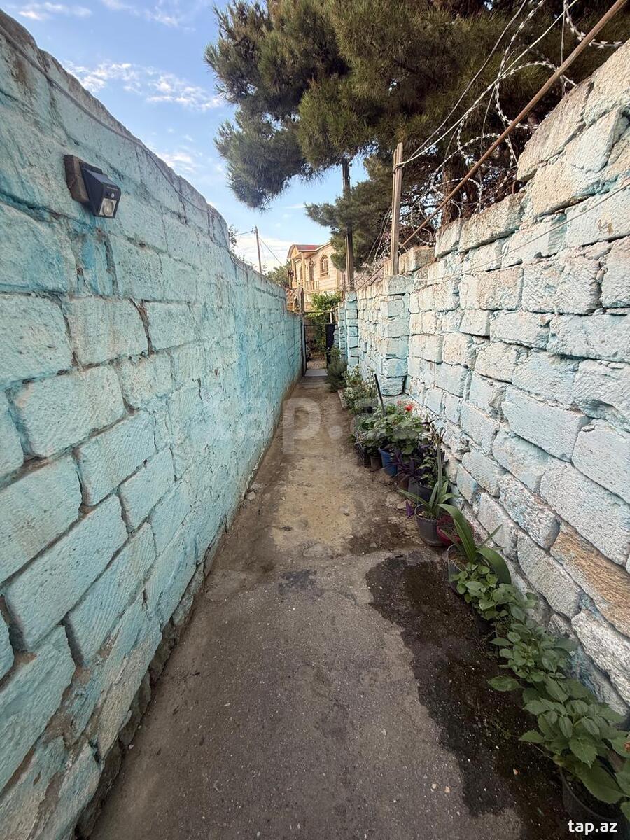 Həyət evi, Biləcəri qəs. (11)