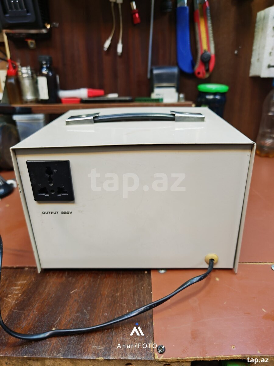 Stabilizator IEKO AVR-150 (3)