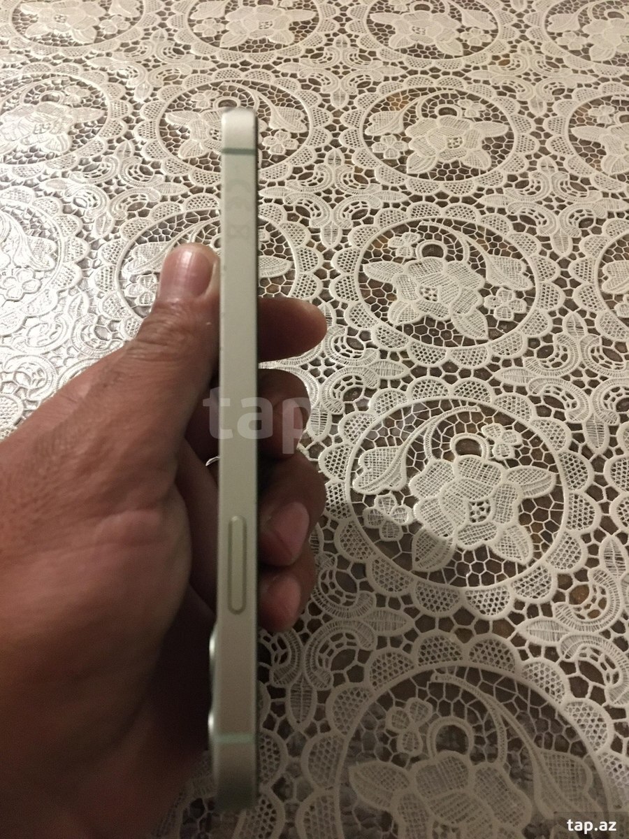 Apple iPhone 12 White 64GB/4GB (3)