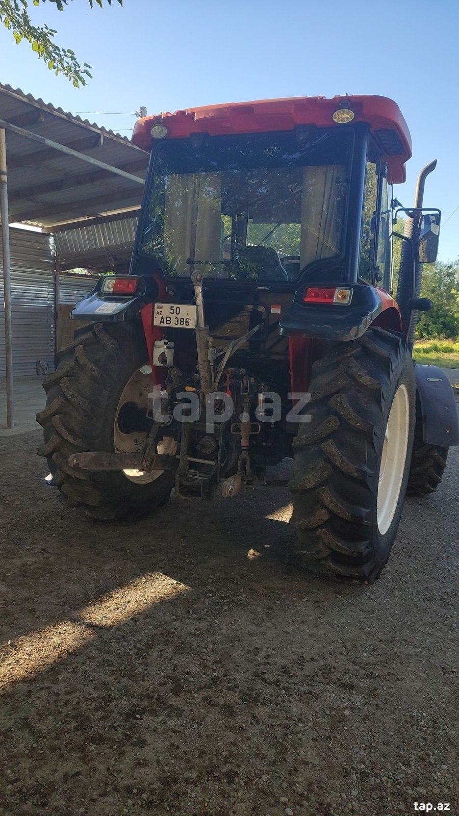 Traktor YTO, 2001 il (5)