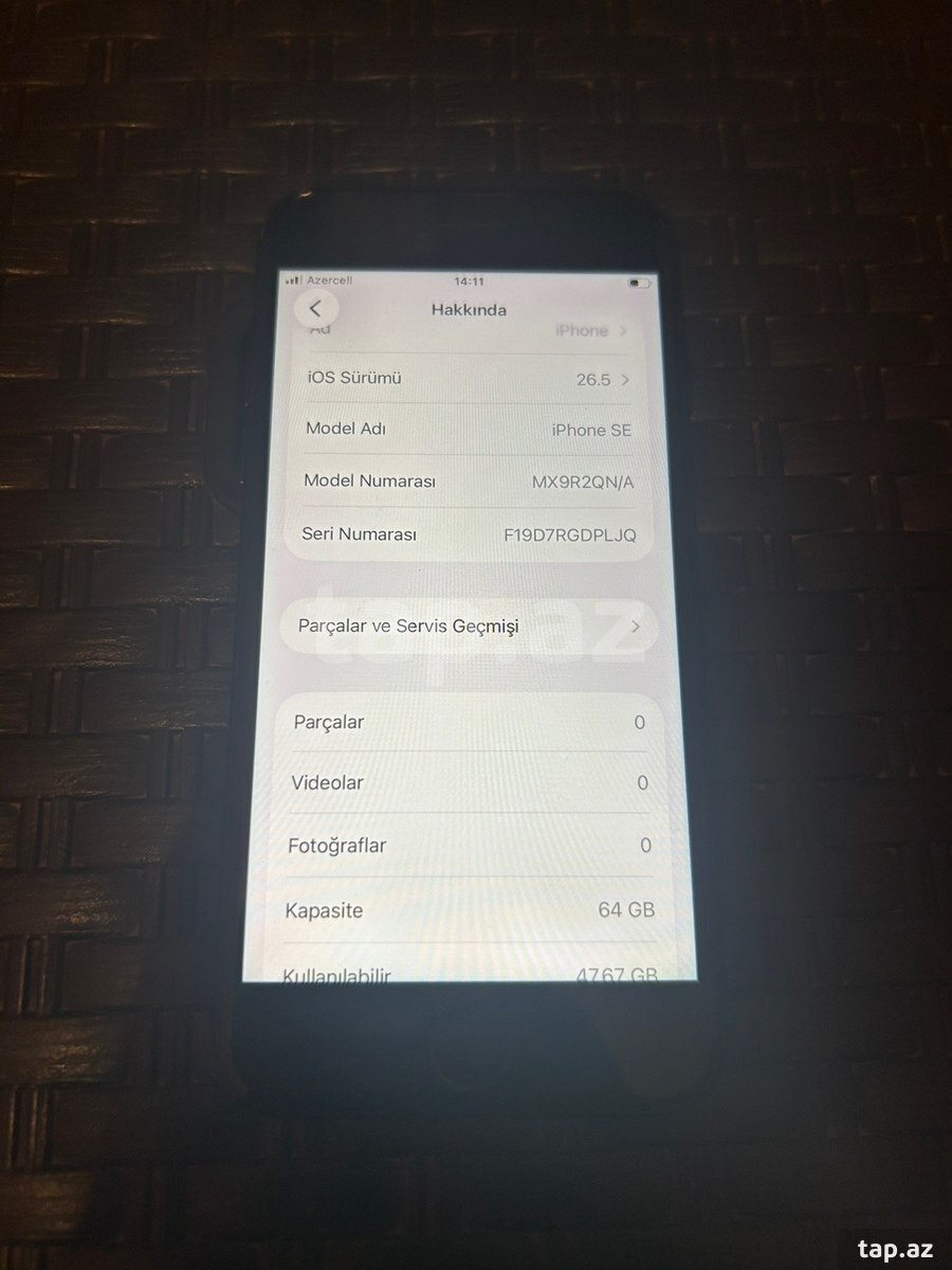 Apple iPhone SE Silver 64GB (3)