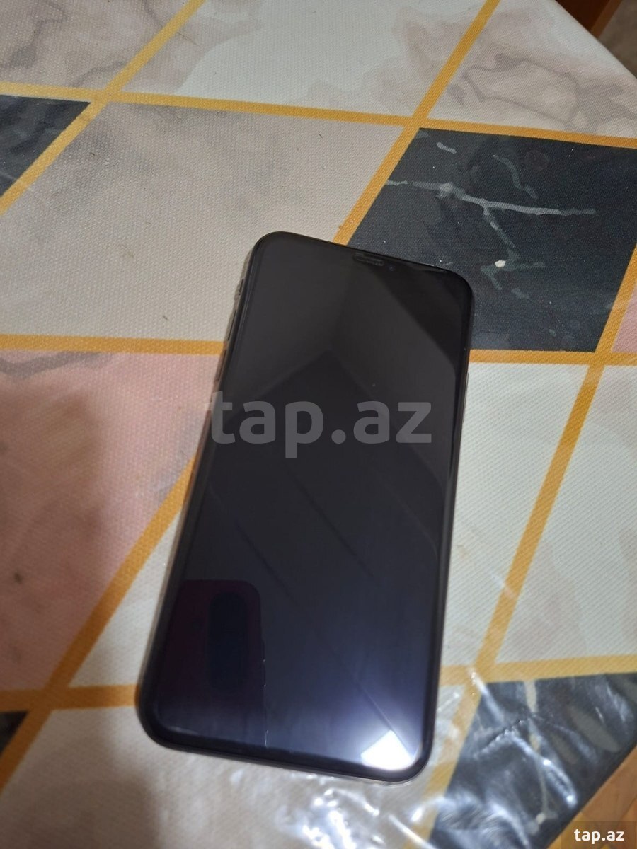 Apple iPhone XS Space Gray 256GB/4GB (3)