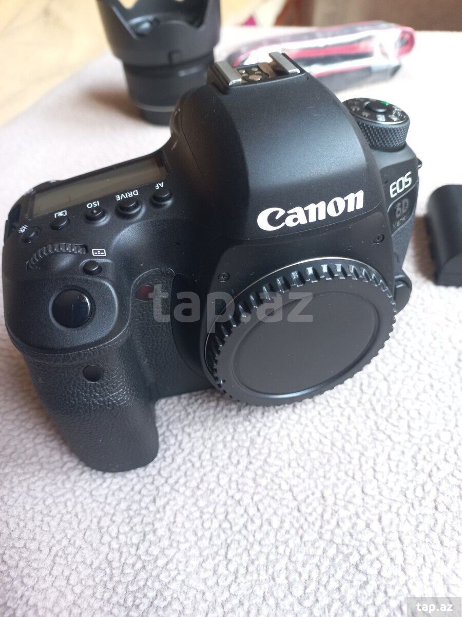 Fotoaparat Canon 6d mark ii (3)