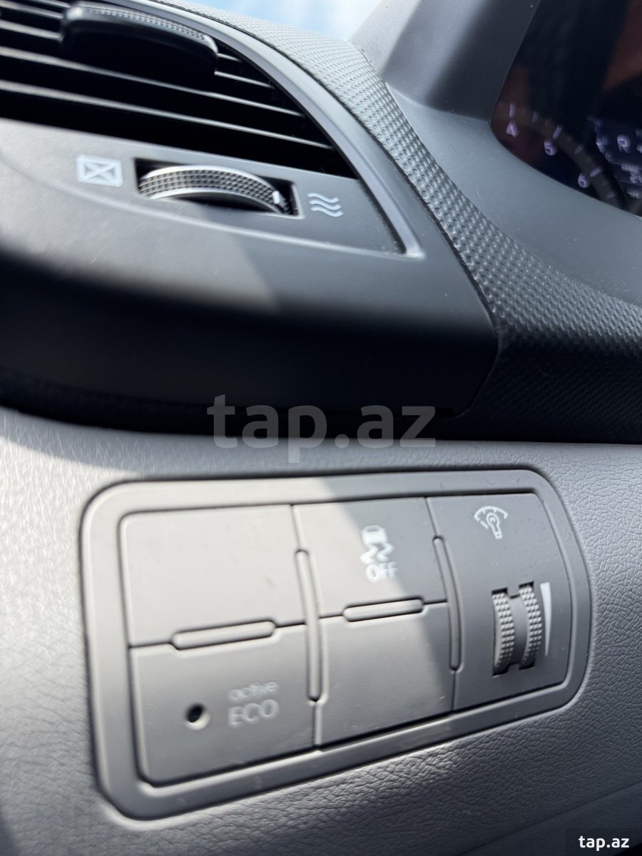Hyundai Accent, 2017 il (10)