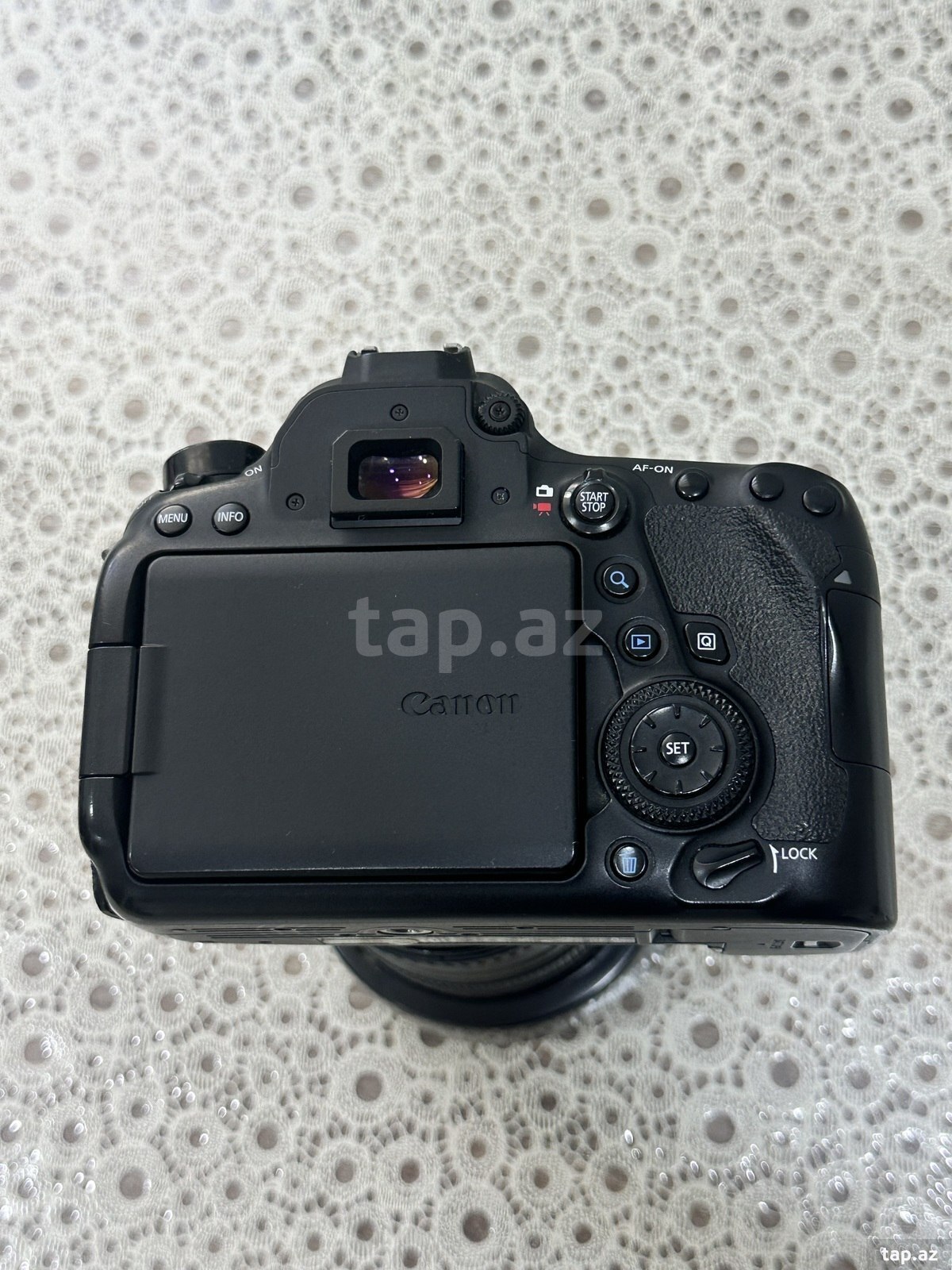 Fotoaparat Canon EOS 6D Mark II (6)