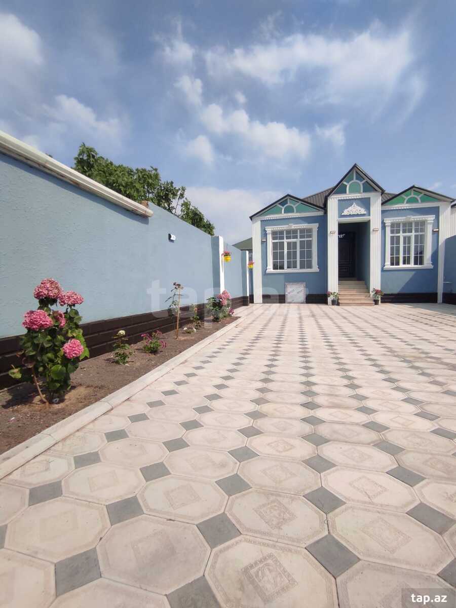 Həyət evi, Saray qəs. (2)