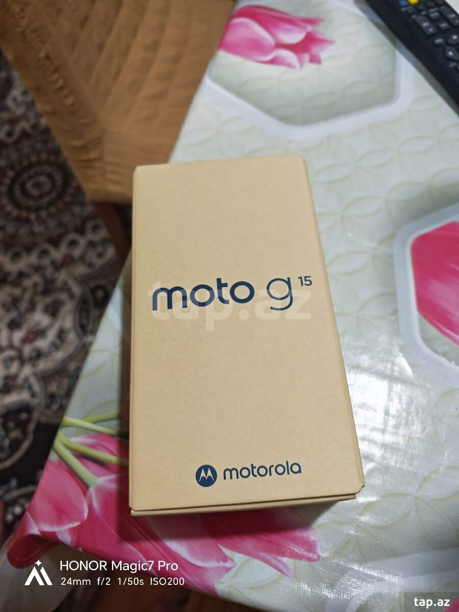 Motorola Moto G15 Sunrise Orange 256GB/8GB (3)