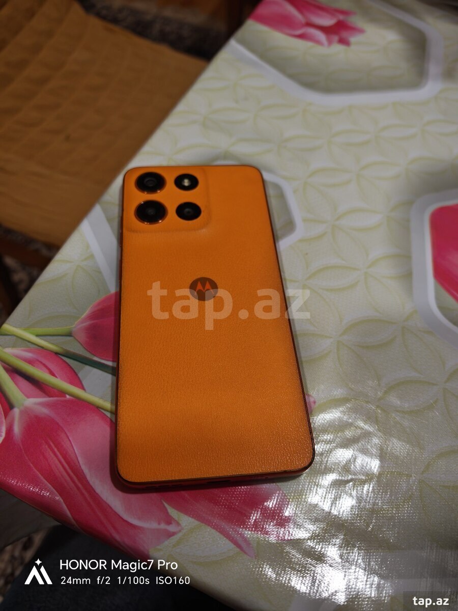Motorola Moto G15 Sunrise Orange 256GB/8GB (2)