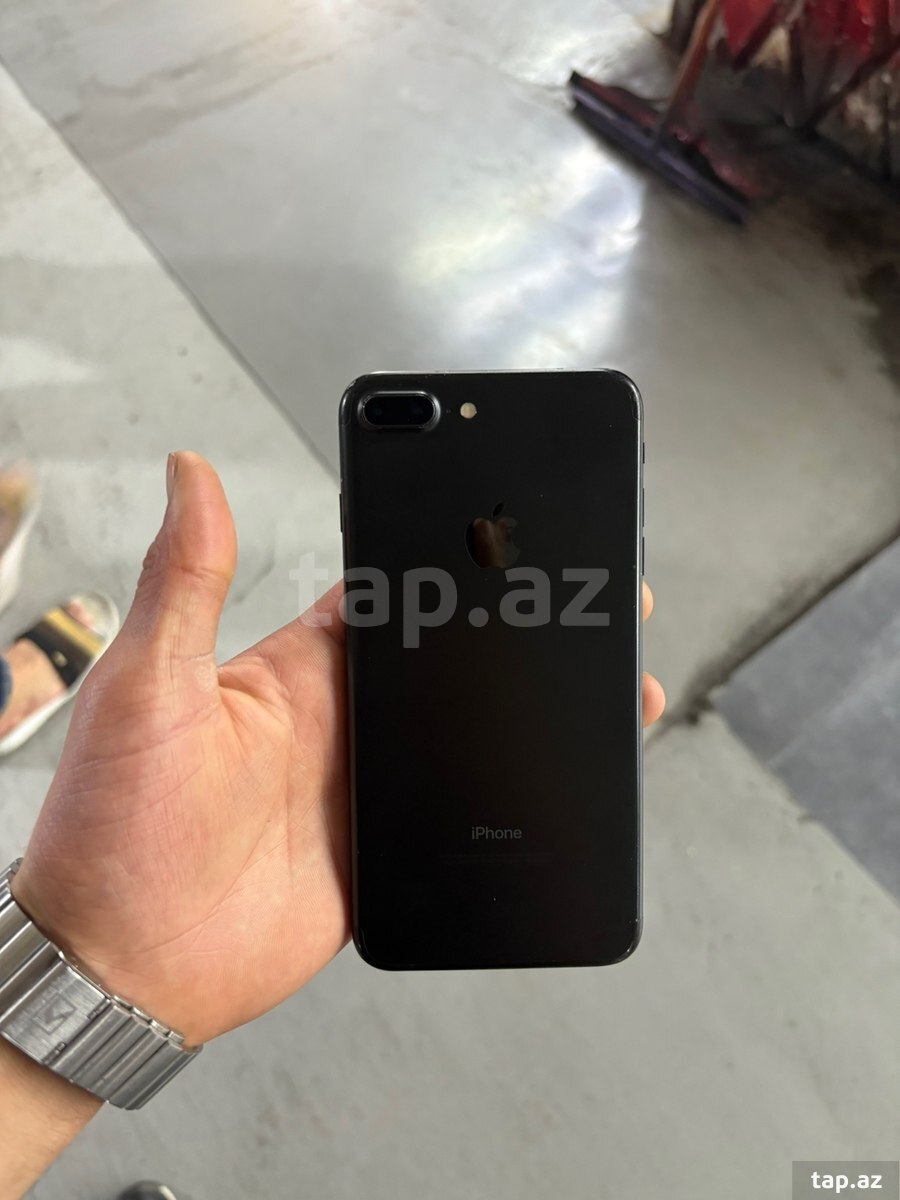 Apple iPhone 7 Plus Black 32GB