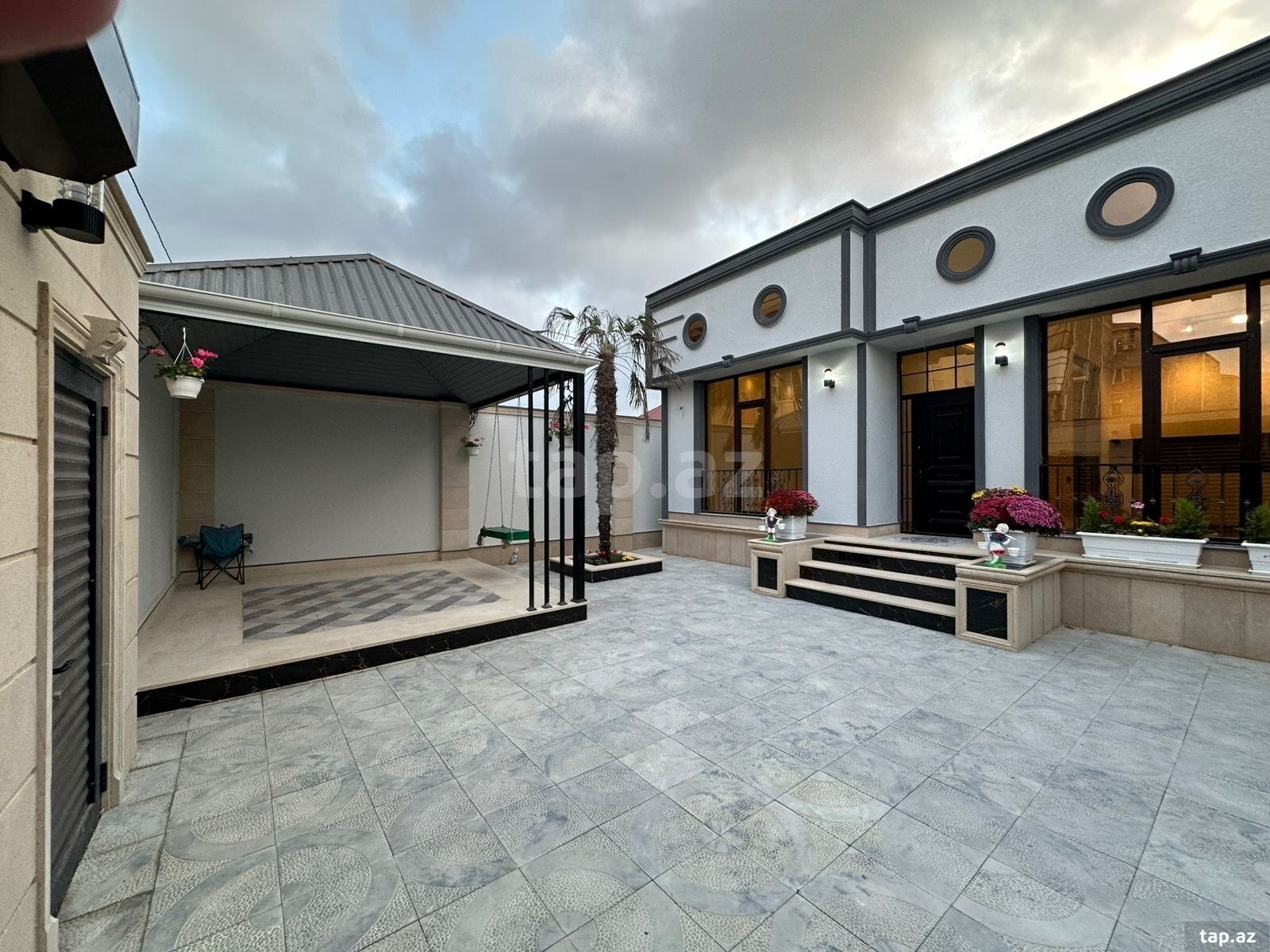 Həyət evi, Zabrat qəs.