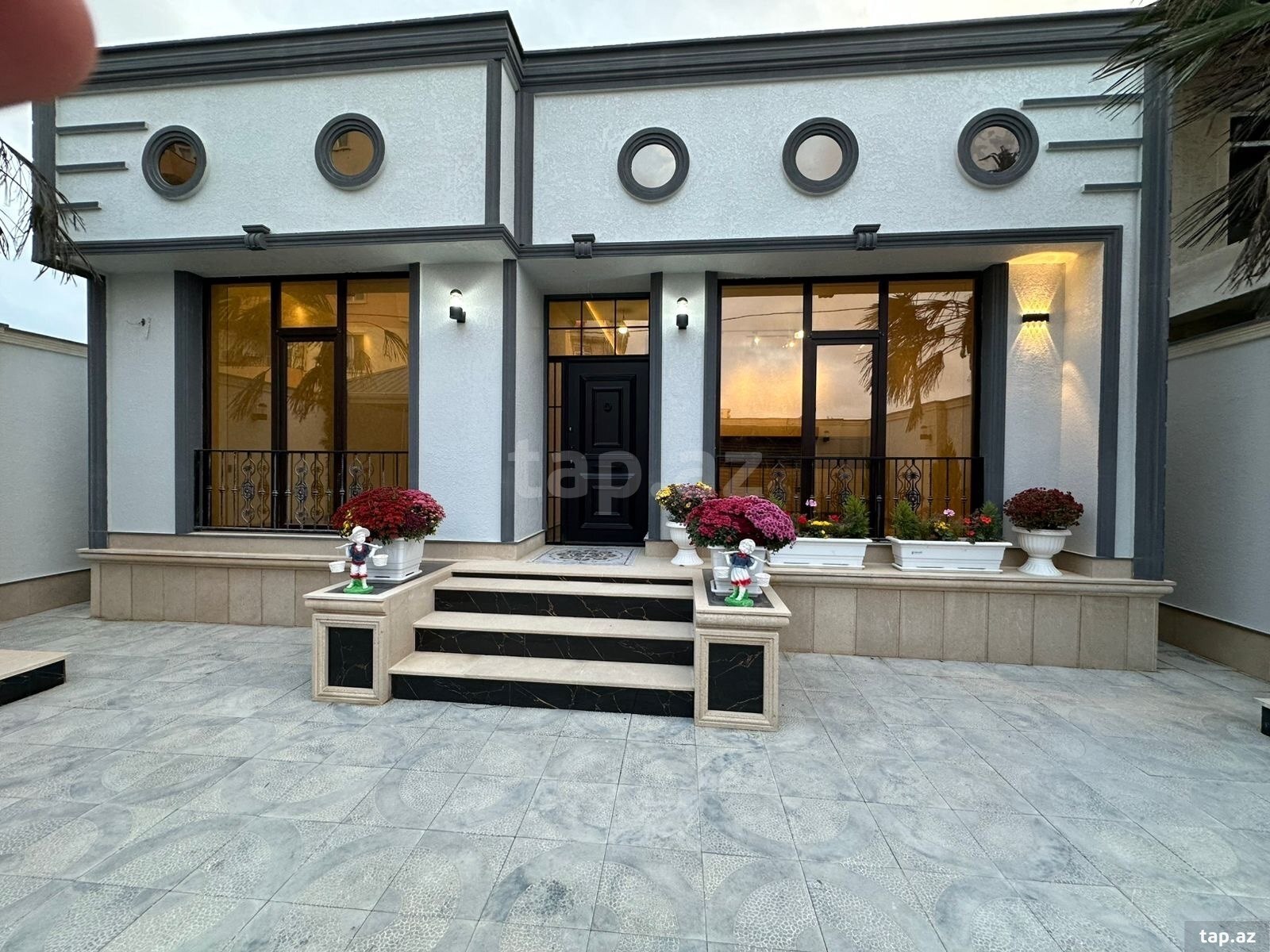 Həyət evi, Zabrat qəs. (5)