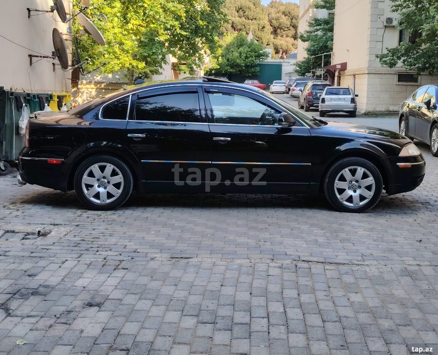 Volkswagen Passat, 2004 il (12)