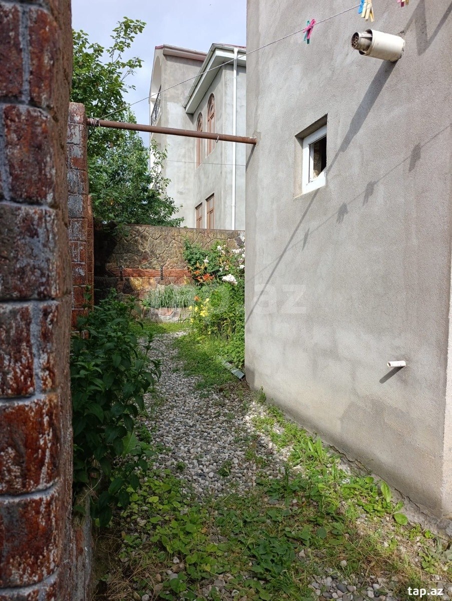 Həyət evi, Qusar r. (13)