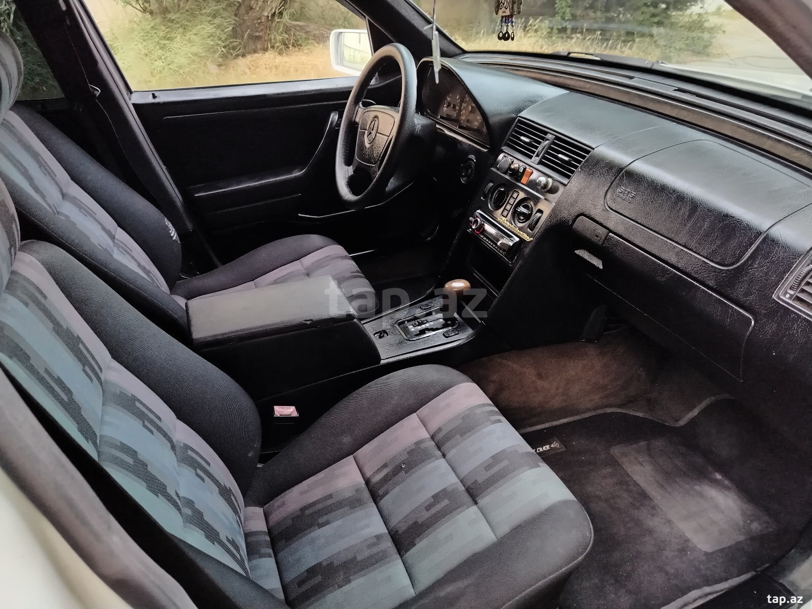 Mercedes C 180, 1995 il (9)