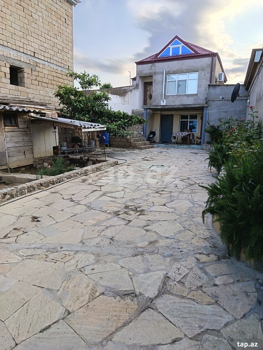 Bağ evi, Qaradağ ray