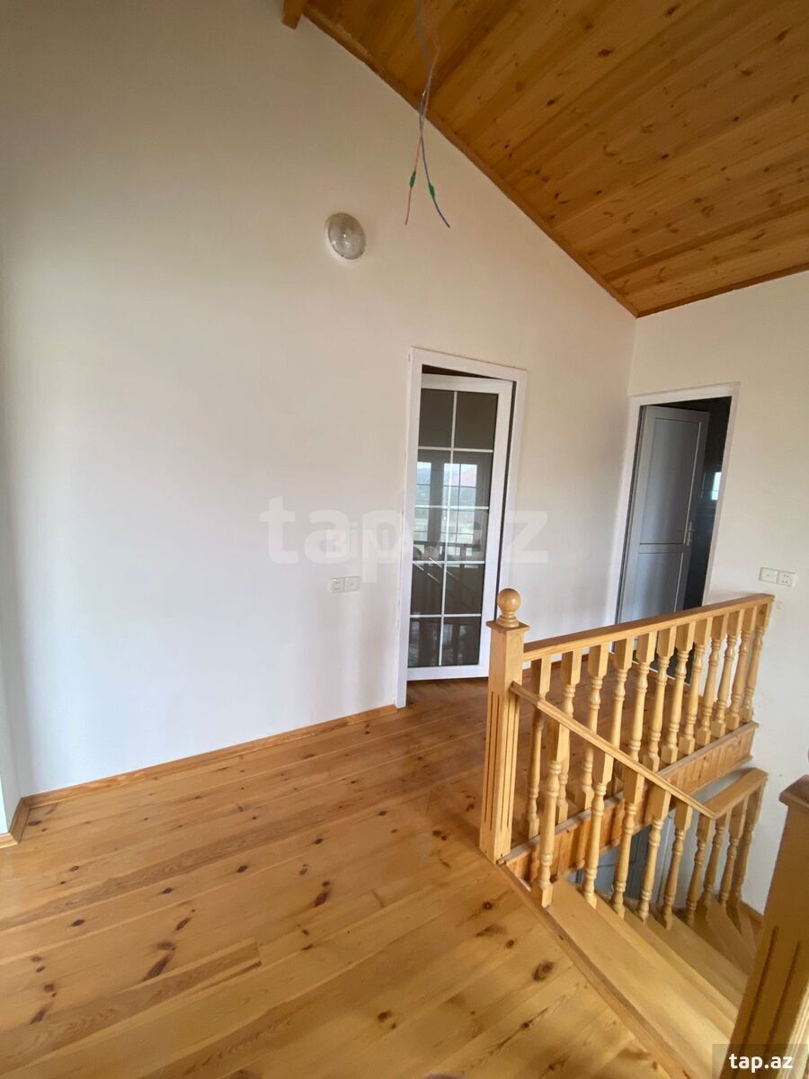 Həyət evi, 1-ci Türkan küç. (22)