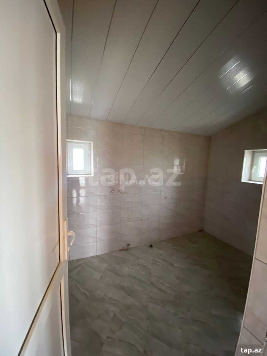Həyət evi, 1-ci Türkan küç. (24)