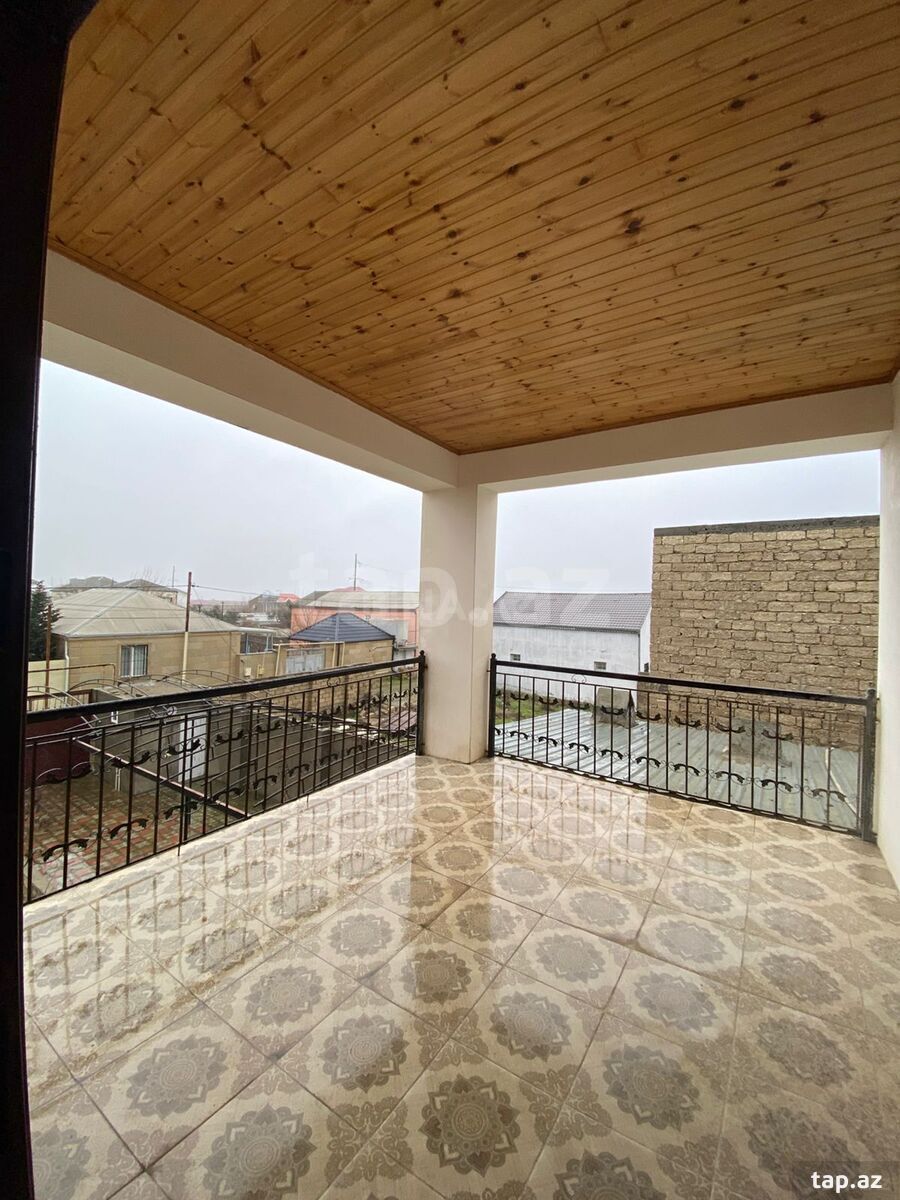 Həyət evi, 1-ci Türkan küç. (15)