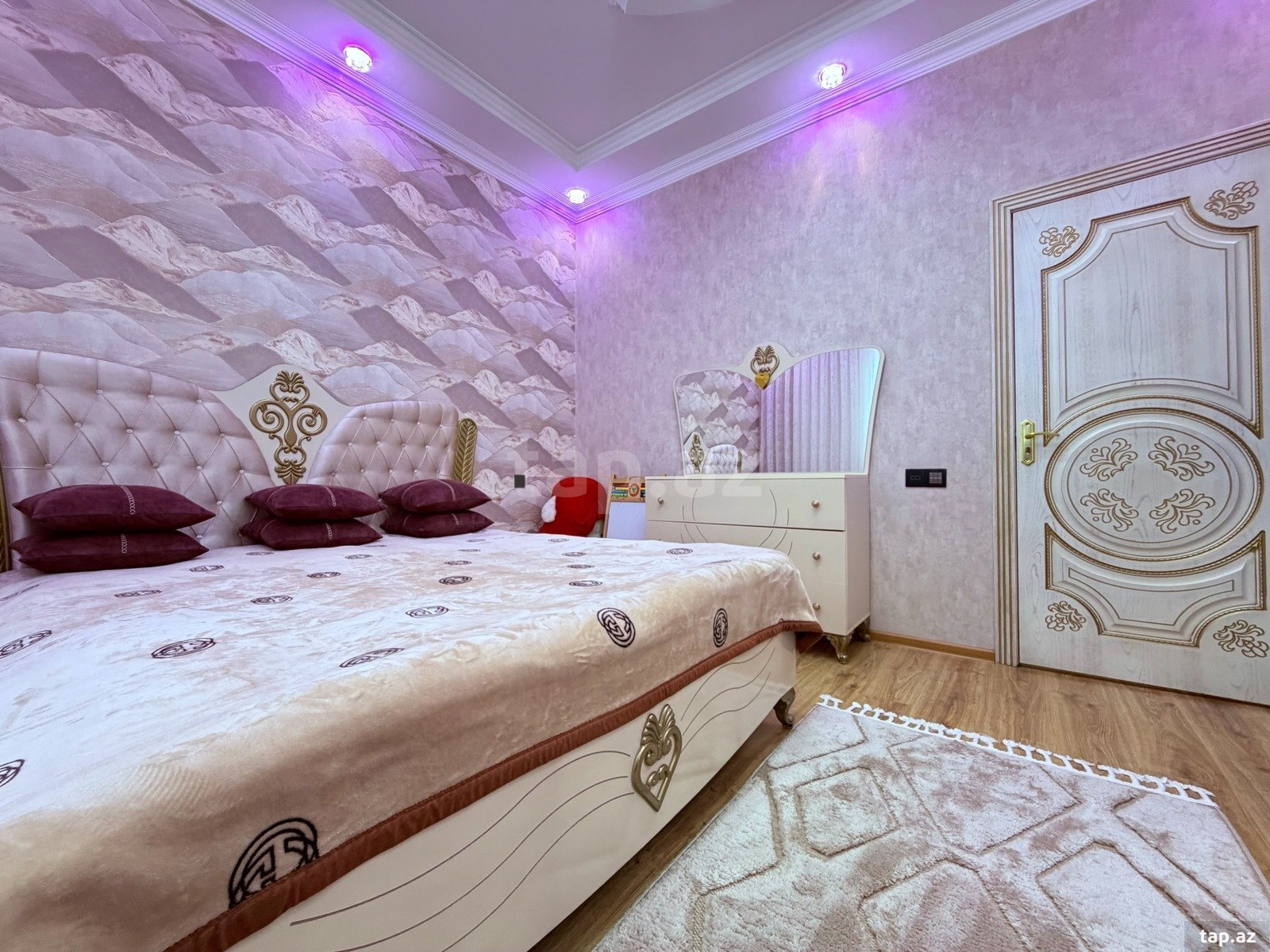 Həyət evi, Novxanı qəs. (6)