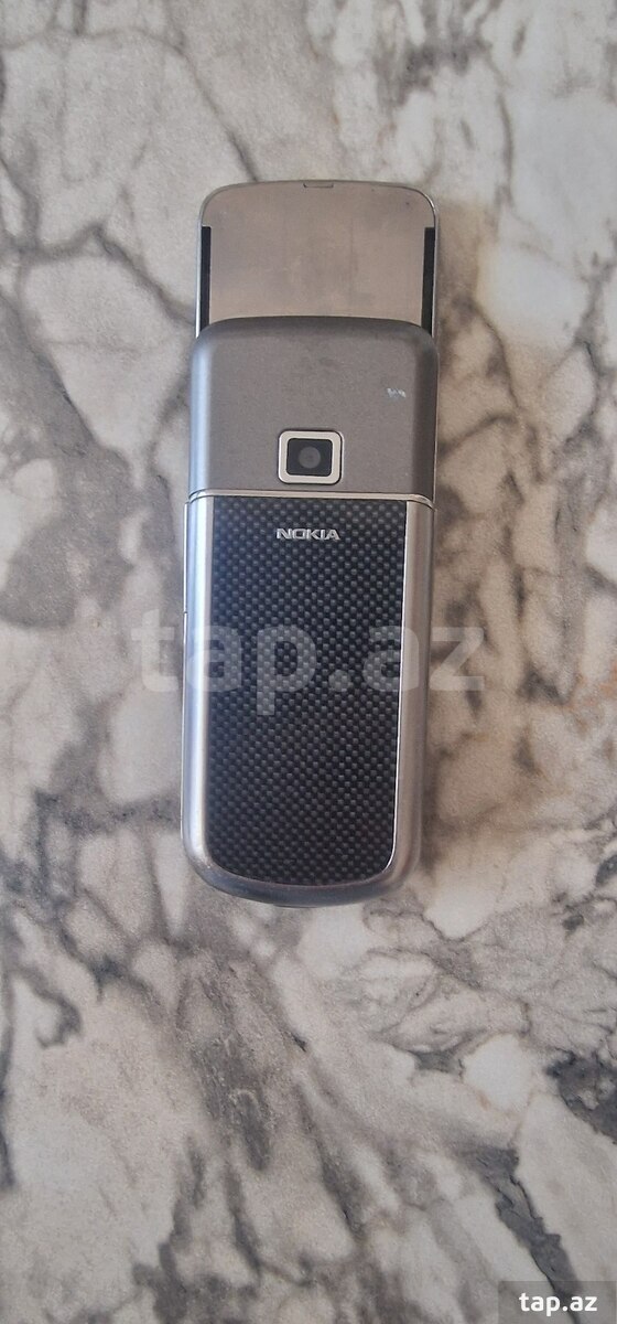 Nokia 8800 Carbon Arte (2)