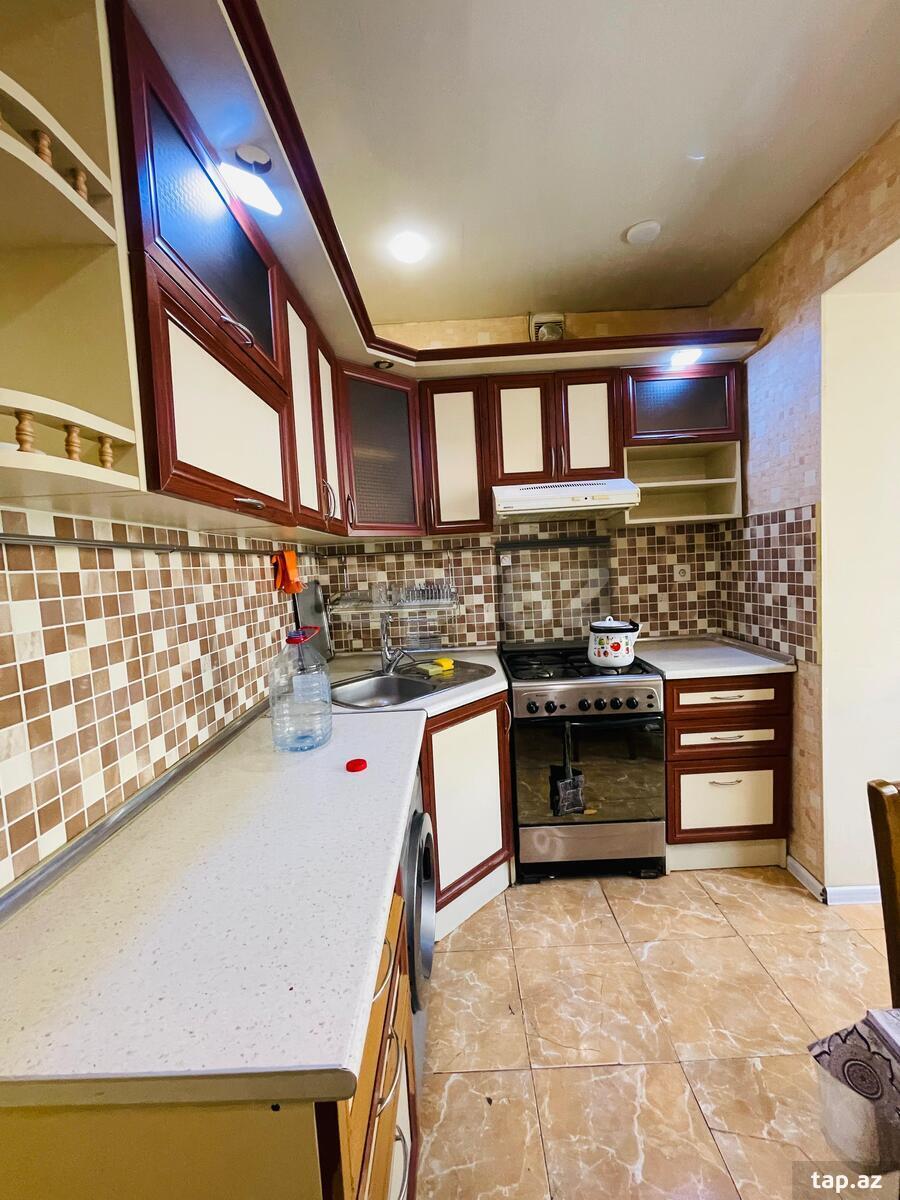 4-otaqlı mənzil kirayə verilir, Ə.Əhmədov küç., 110 m² (19)
