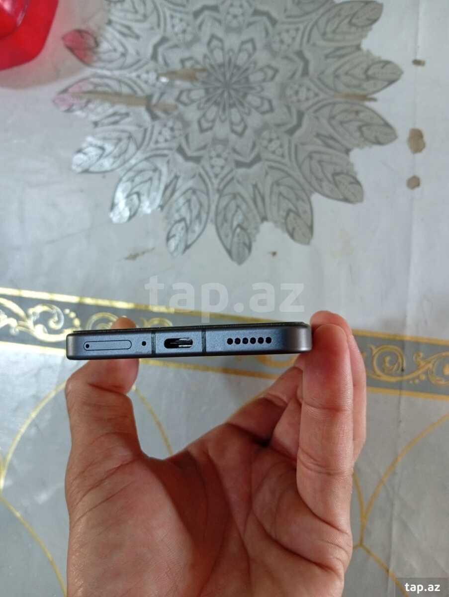 Xiaomi Poco F7 Pro Black 512GB/12GB (4)