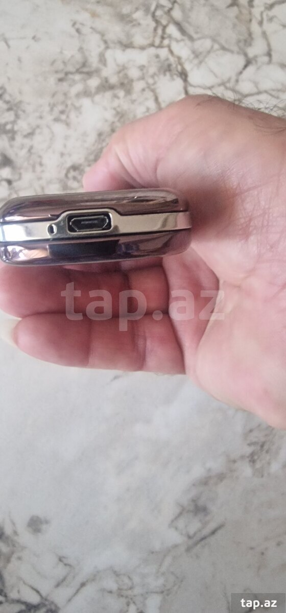 Nokia 8800 Sapphire Arte (6)