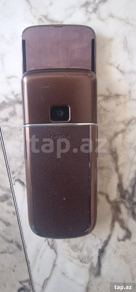 Nokia 8800 Sapphire Arte (5)