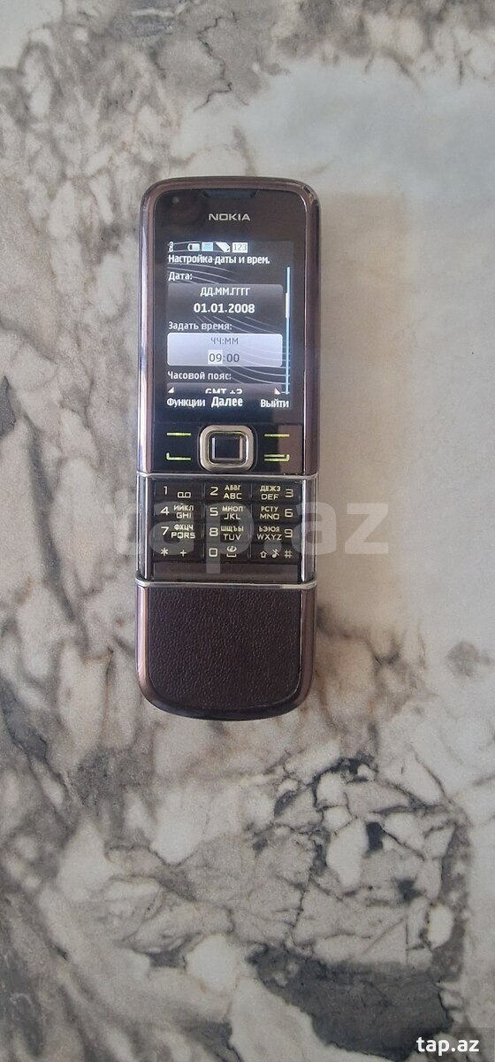 Nokia 8800 Sapphire Arte (2)