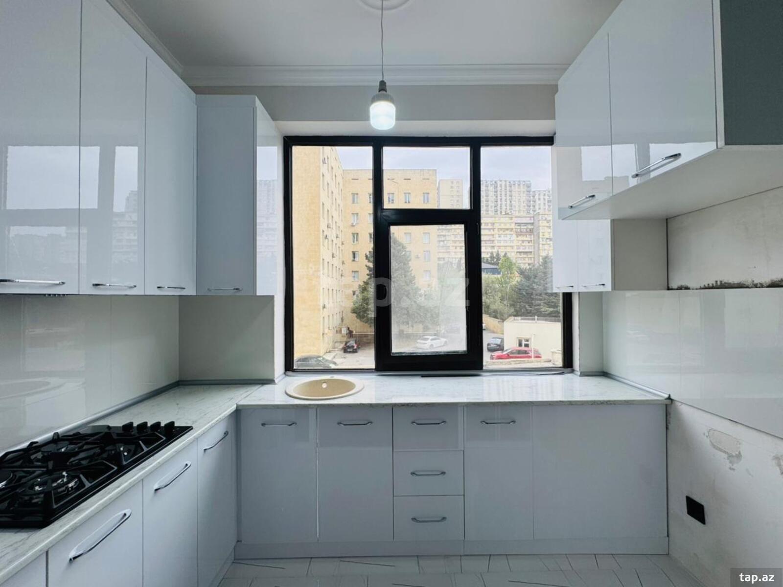 2-otaqlı yeni tikili, Abbas Fətullayev küç. 7, 57 m²