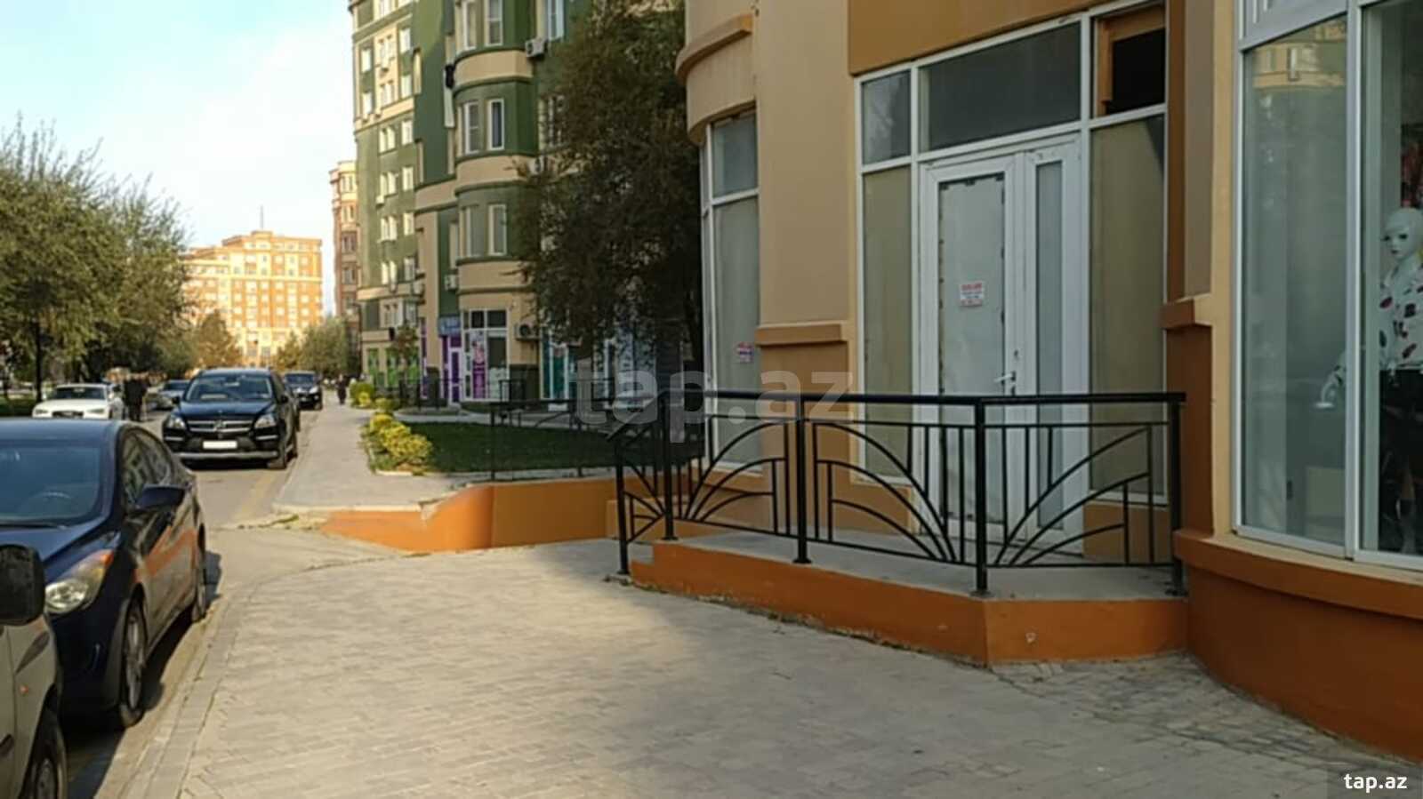 Obyekt, Yeni Baki yaşayış kompleksi, bina 15 (5)