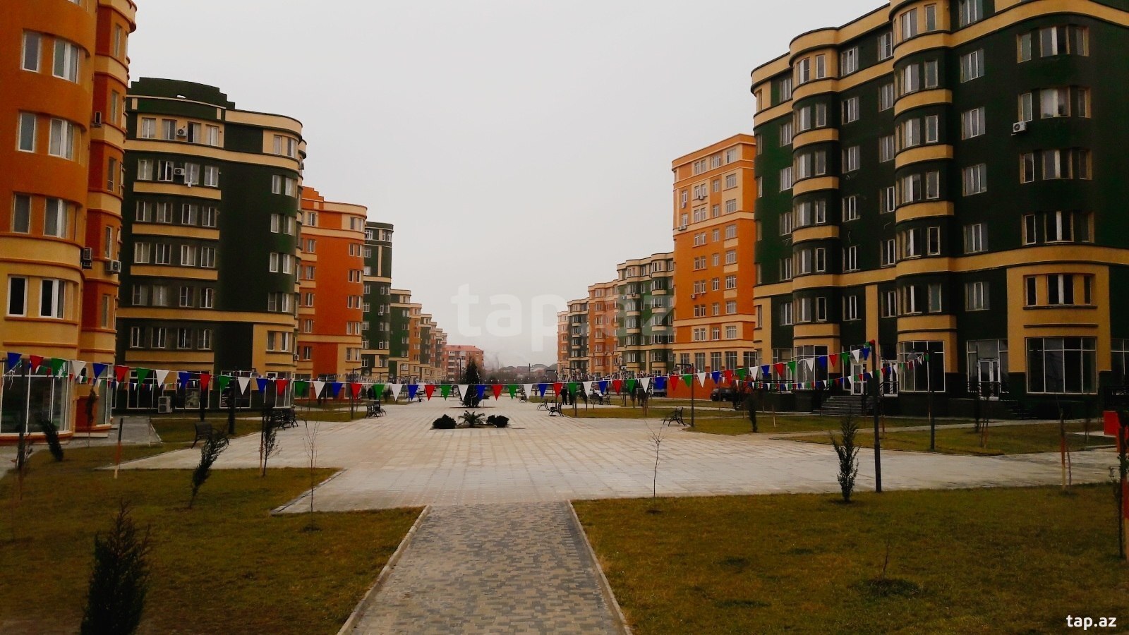 Obyekt, Yeni Baki yaşayış kompleksi, bina 15