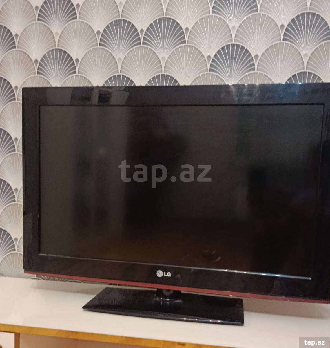 Televizor LG (3)