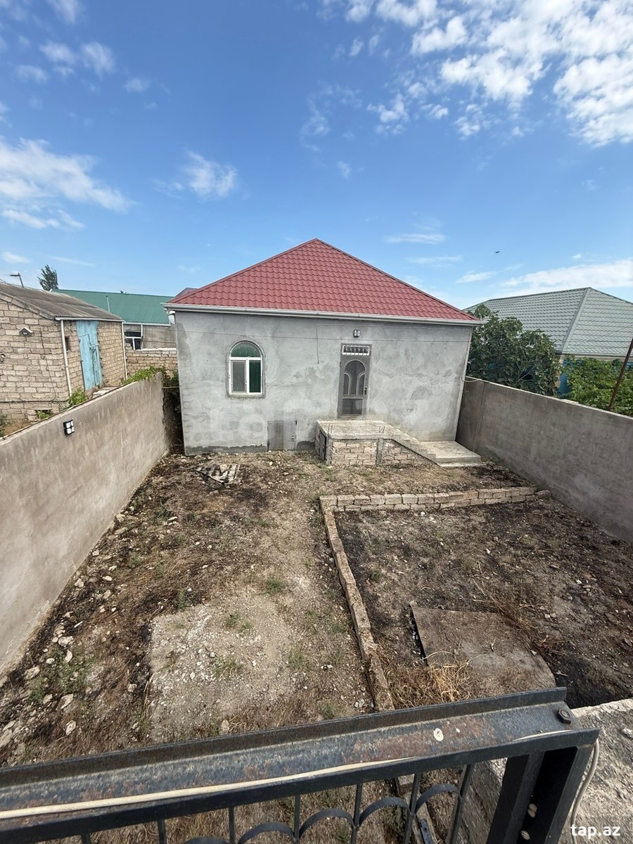 Həyət evi, Buzovna qəs. (2)