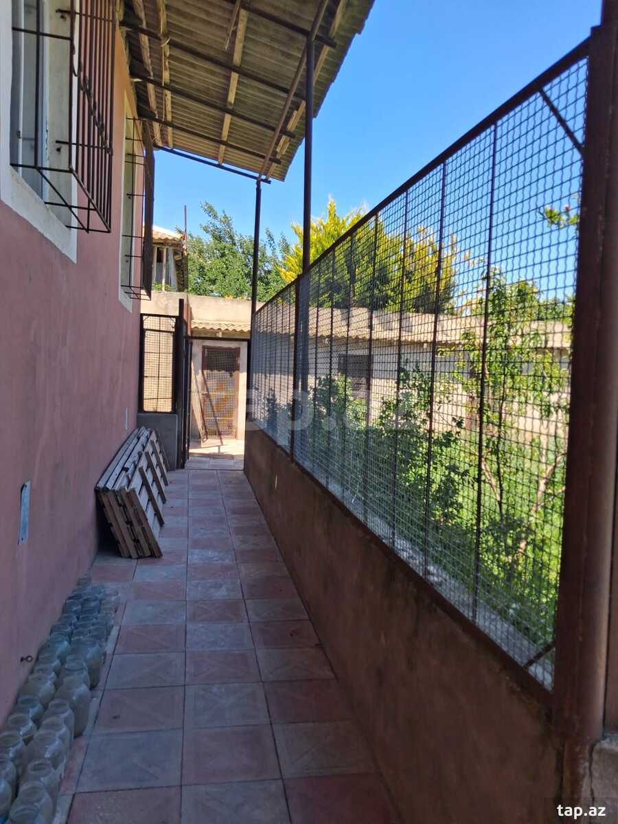 Həyət evi, Maştağa qəs. (8)