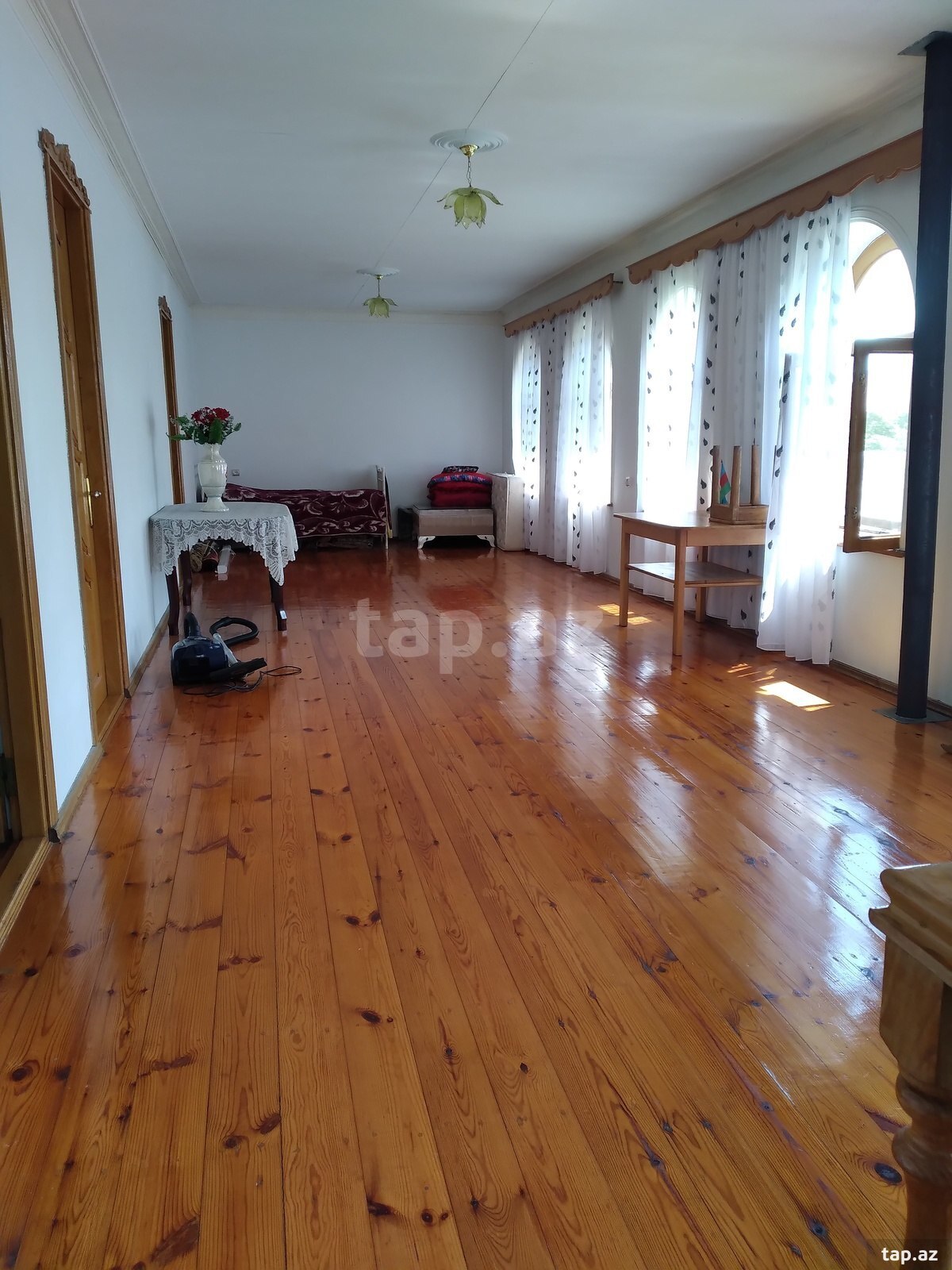 Bağ evi kirayə verilir, Qəbələ ş. (10)