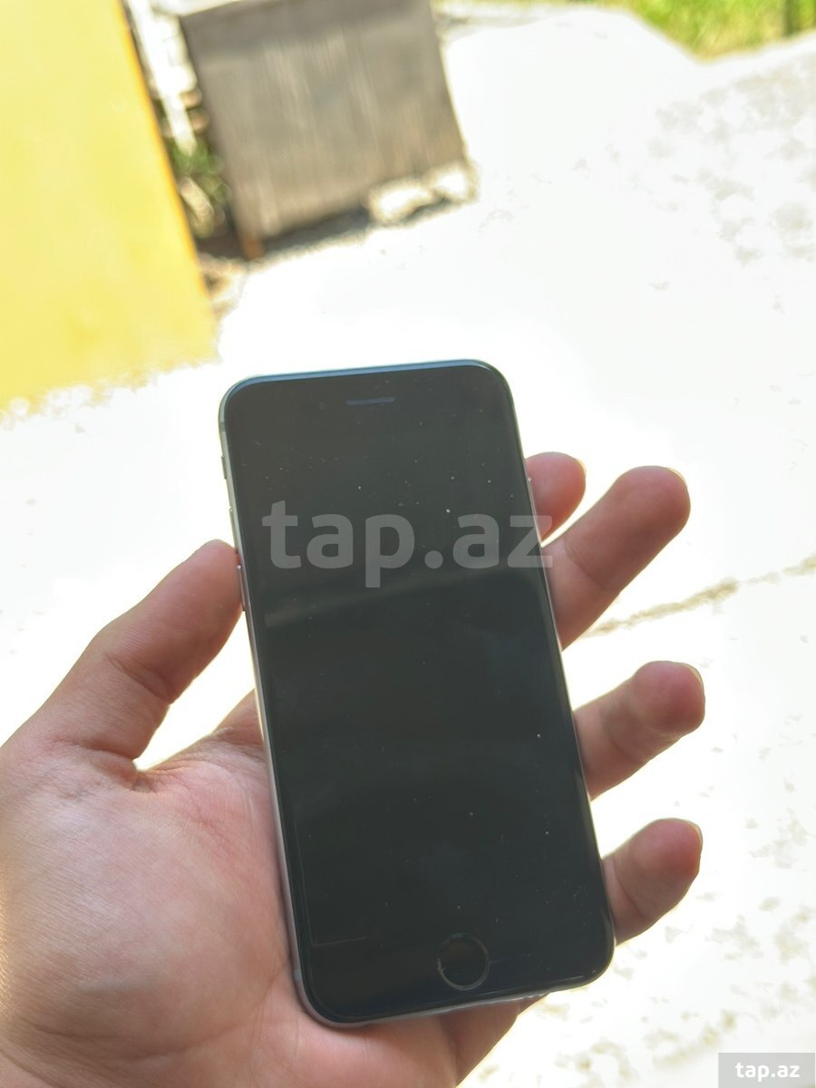 Apple iPhone 6 Silver 32GB (2)