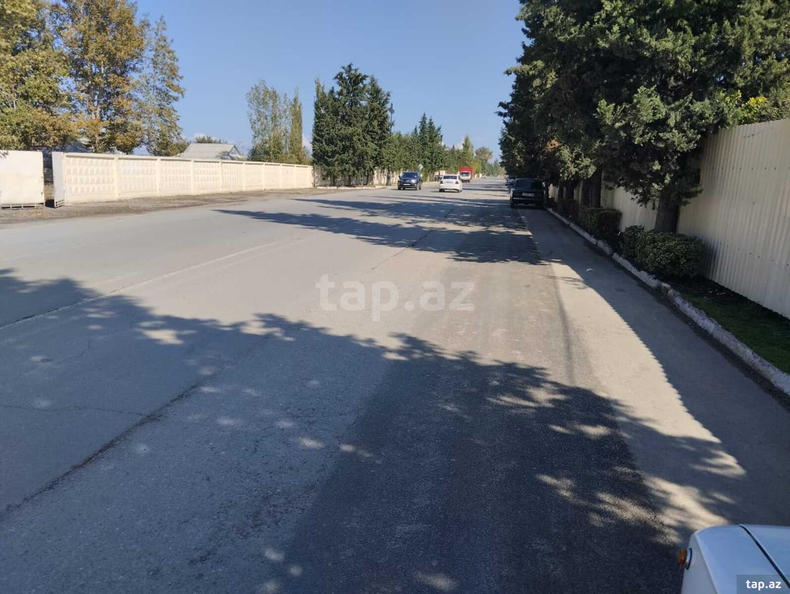 42 sot torpaq sahəsi, Nizami pr.