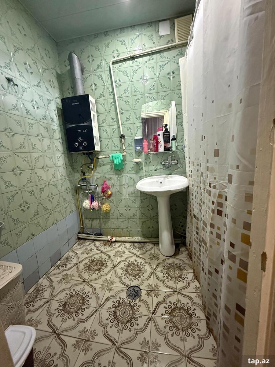 4-otaqlı mənzil, Bakıxanov qəs., 81 m² (4)