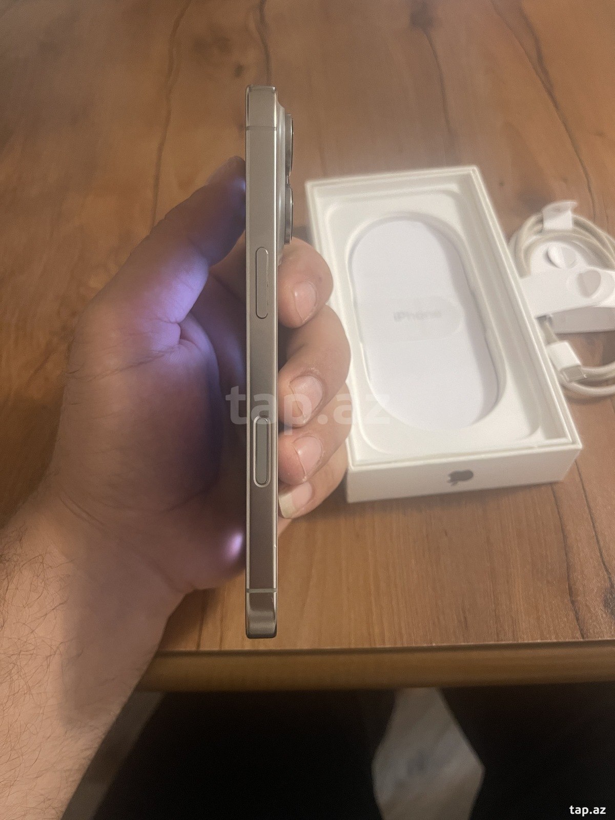 Apple iPhone 16 Pro Desert Titanium 128GB/8GB (6)
