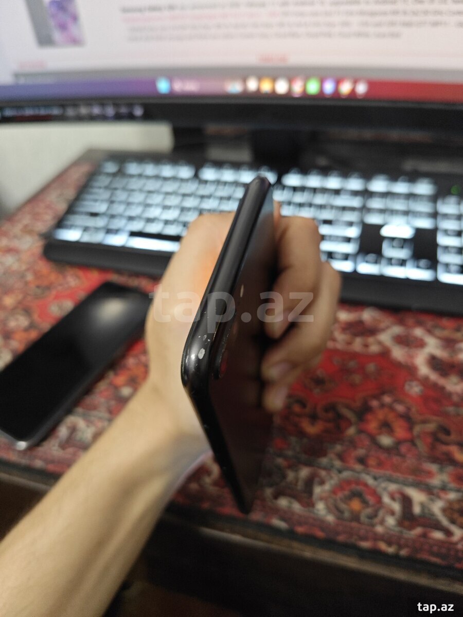 Apple iPhone 7 Plus Jet Black 256GB (8)