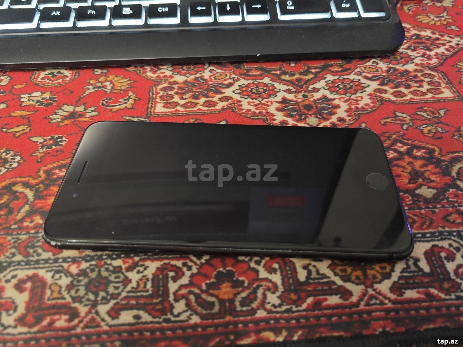 Apple iPhone 7 Plus Jet Black 256GB (15)