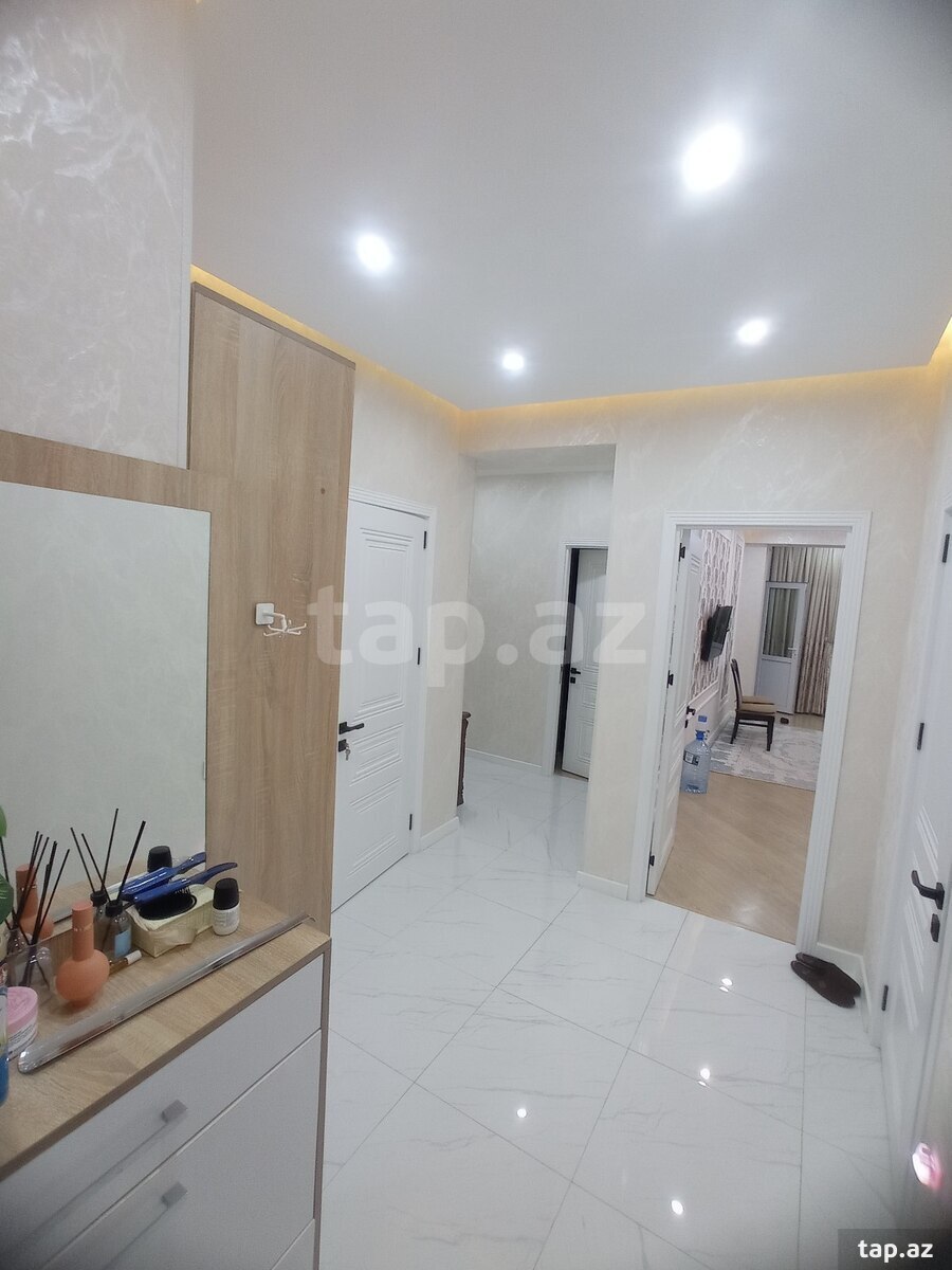 4-otaqlı yeni tikili, Saray qəs., 108 m²