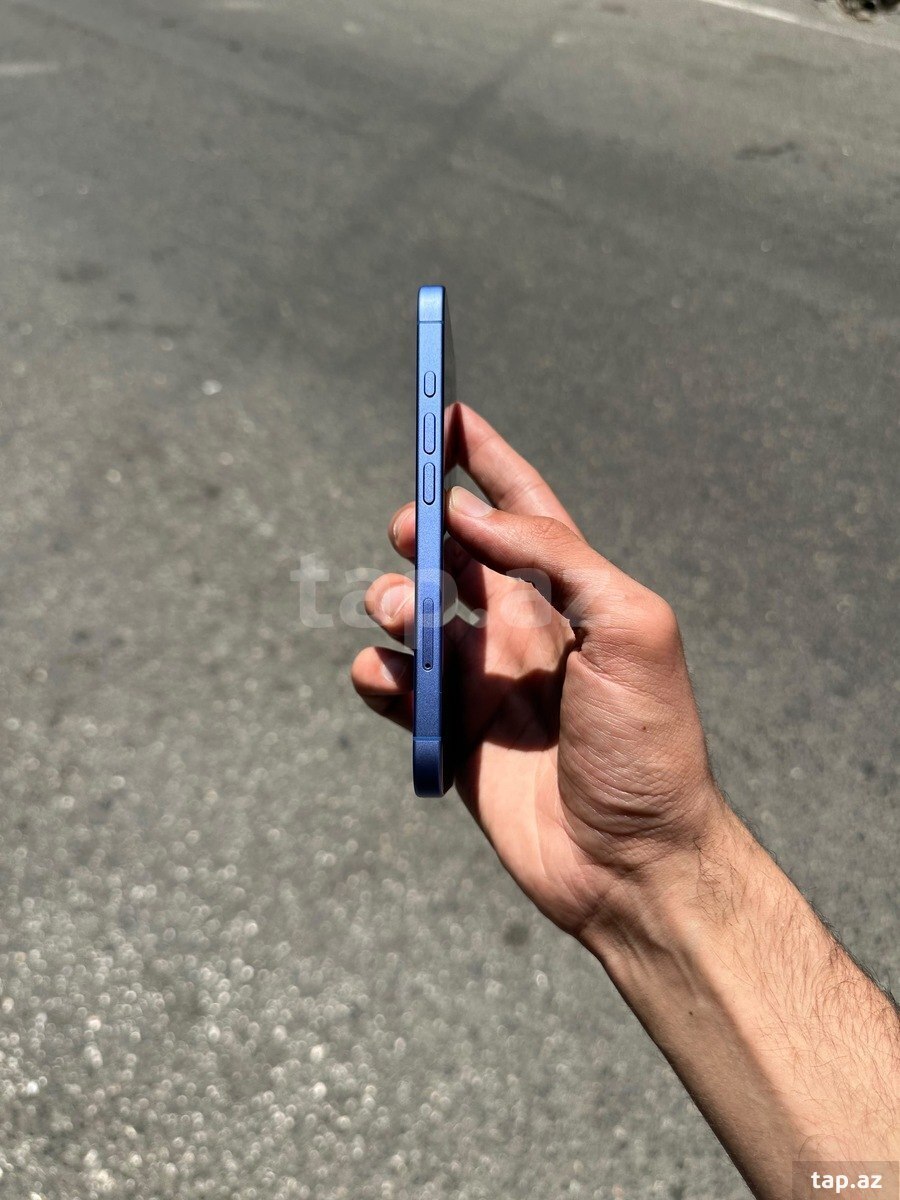 Apple iPhone 16 Ultramarine 256GB/8GB (4)