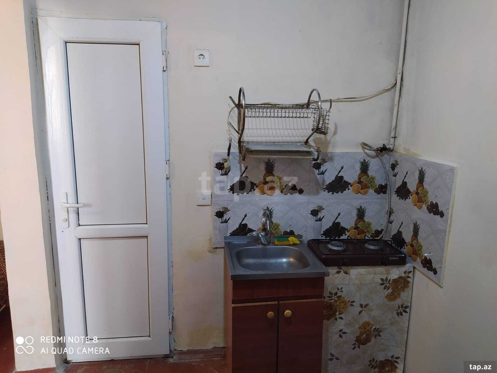 Həyət evi kirayə verilir, Əhmədli m. (2)