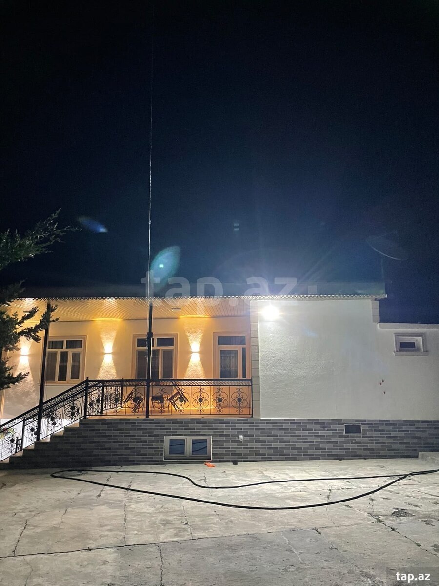 Həyət evi kirayə verilir, Şəki ş. (15)