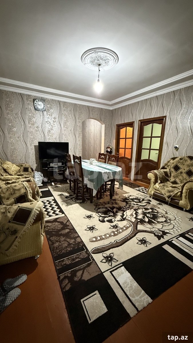 Həyət evi, Koroğlu m. (2)